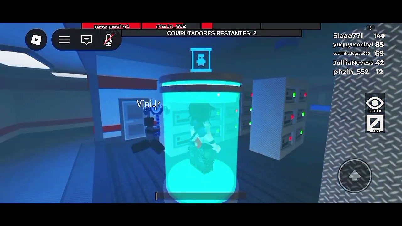 Jogando uma partida com camper com o poder see