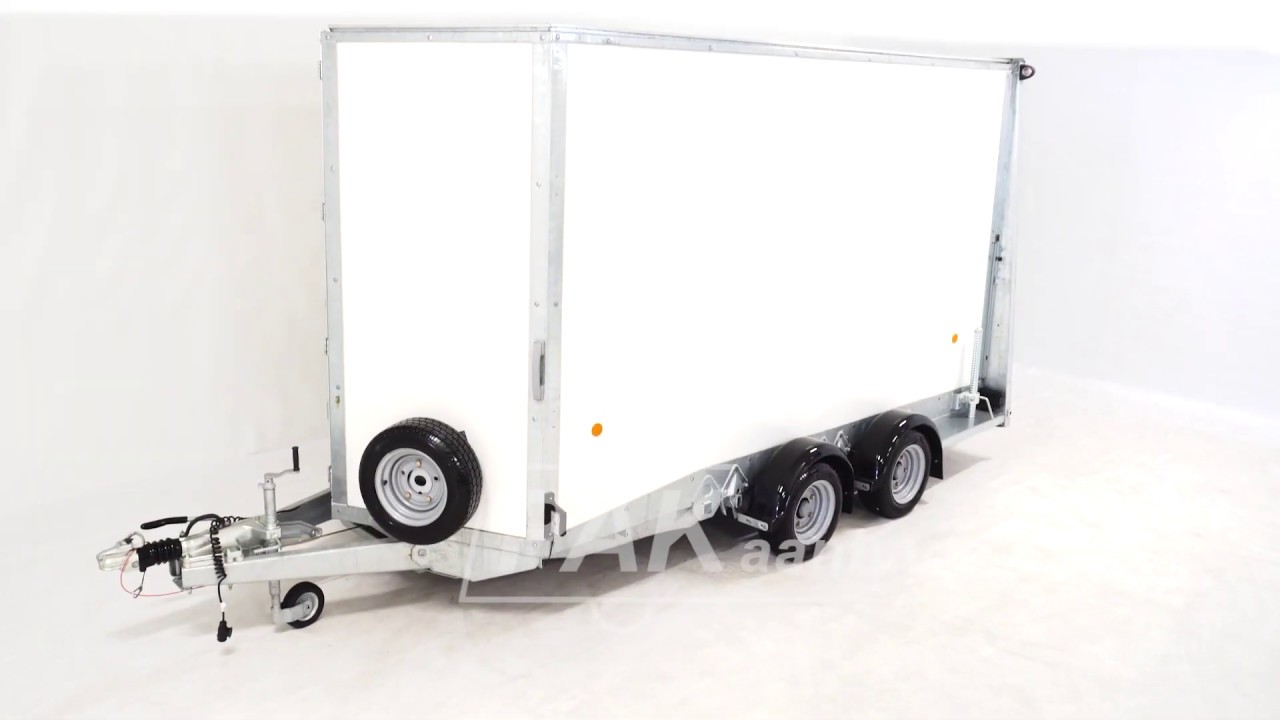 Ifor Williams tandemas gesloten aanhangwagen van PAK Aanhangwagens