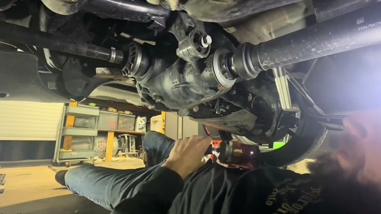 M340 rear diff bushings install=Tough job!