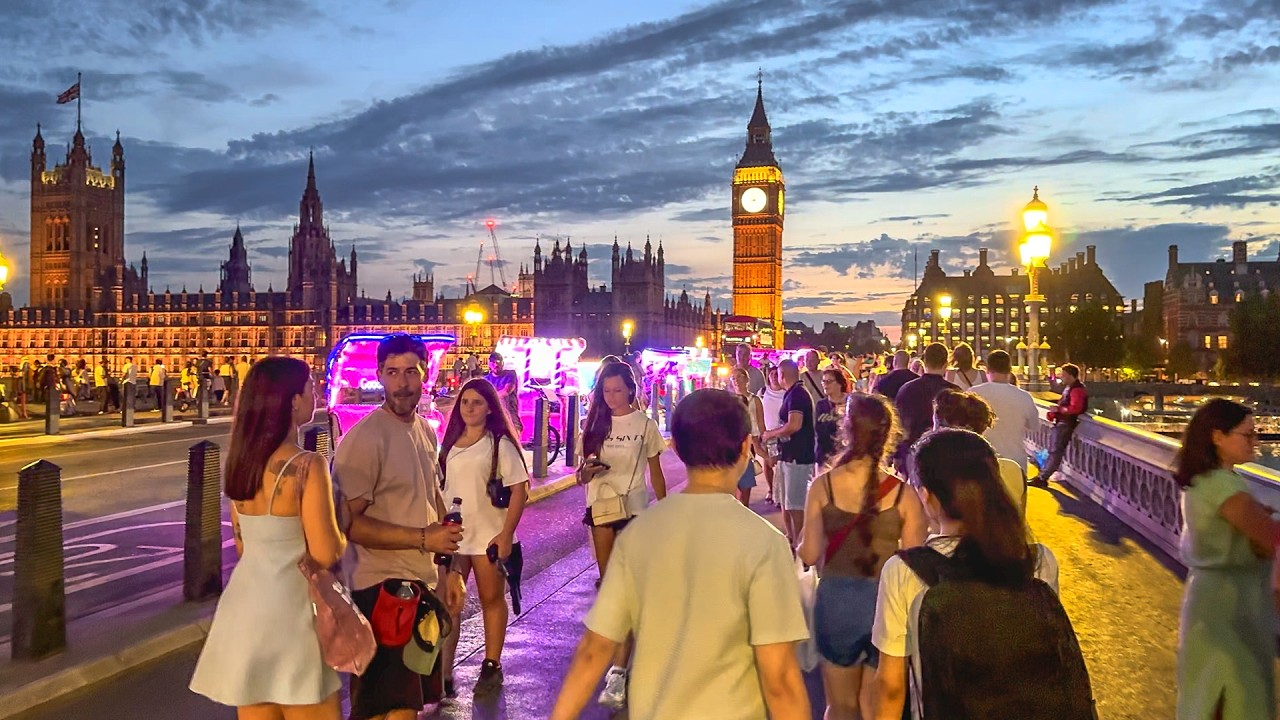 London Walk 2026 | 29&deg;C End of Summer Night Walk - South Bank to West End | 4K HDR
