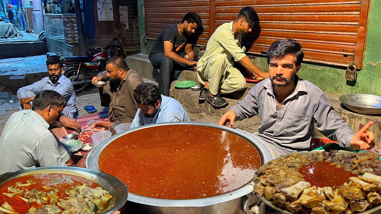 BEST LAHORI STREET FOOD VIDEO COMPILATION | ULTIMATE FOOD TOUR PAKISTAN | VIRAL FOOD STORIES