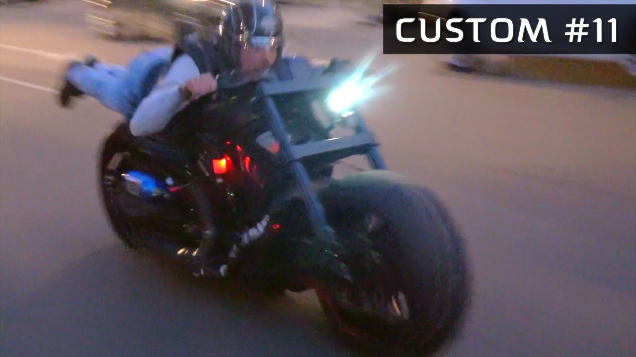 Superman de Harley Davidson V-Rod! 883 e + motos custom! (CUSTOM #11)