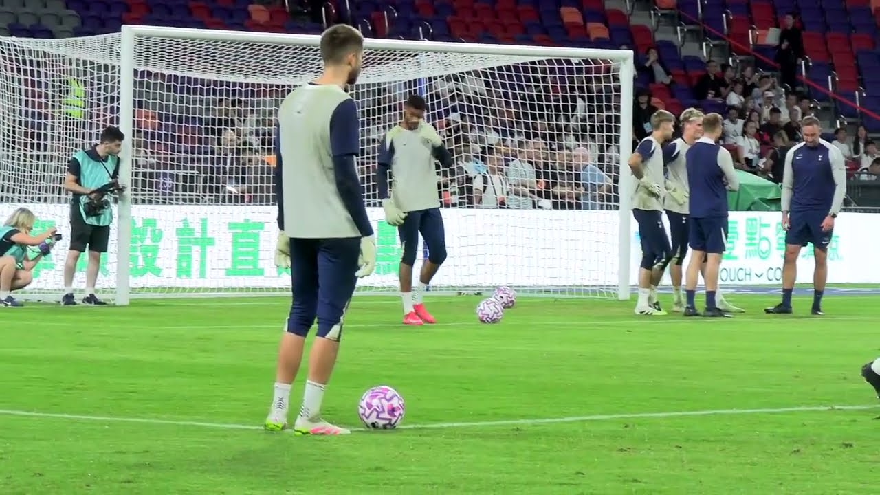 TOTTENHAM HOTSPUR OPEN TRAINING SESSION: Kai Tak Stadium, Hong Kong (Ahead of Arsenal Friendly)