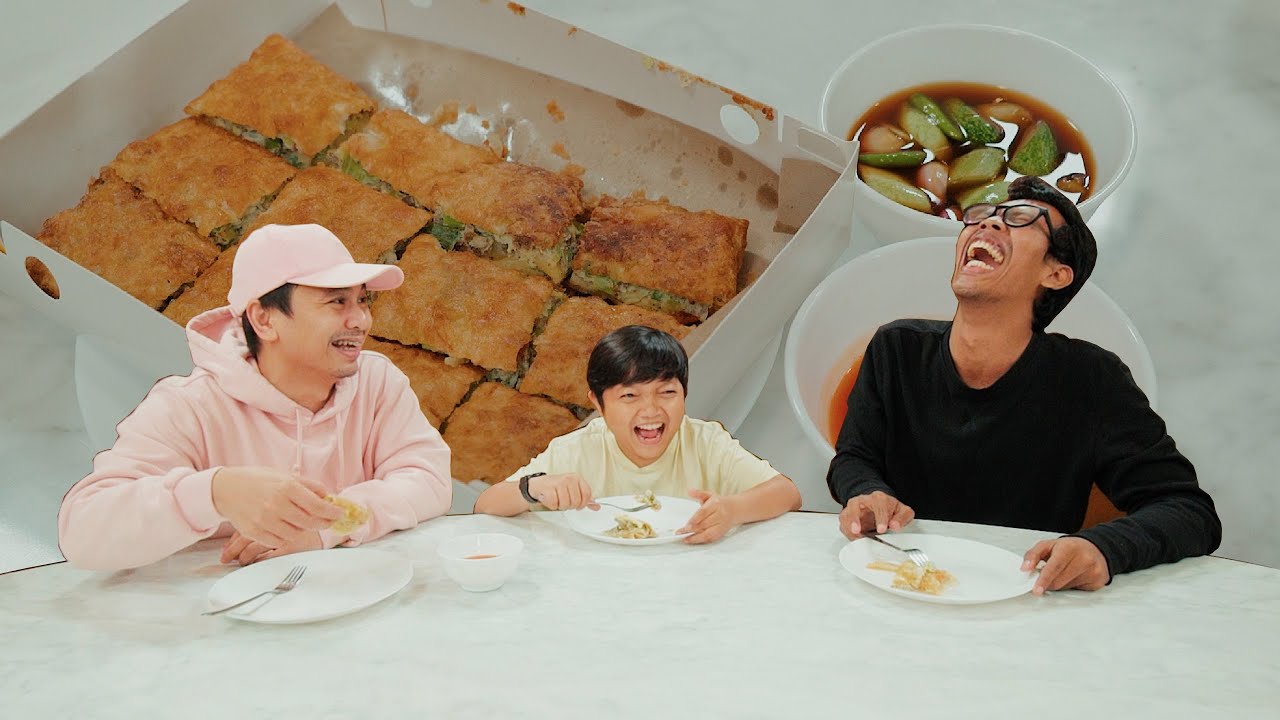 Perang Martabak Telor! Mencari yang Terenak!