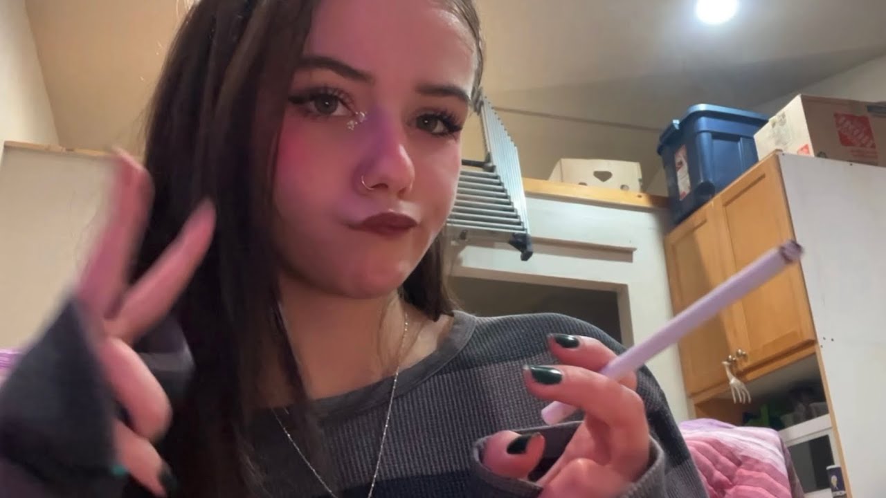 drunk smoke and chatting - stwabeebunny 