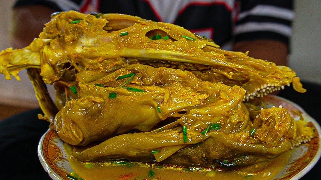 SIANG DIKIT GAK KEBAGIAN, WARUNGNYA NYEMPIL DITENGAH TAMBAK TAPI YANG BELI DARI BERBAGAI KOTA