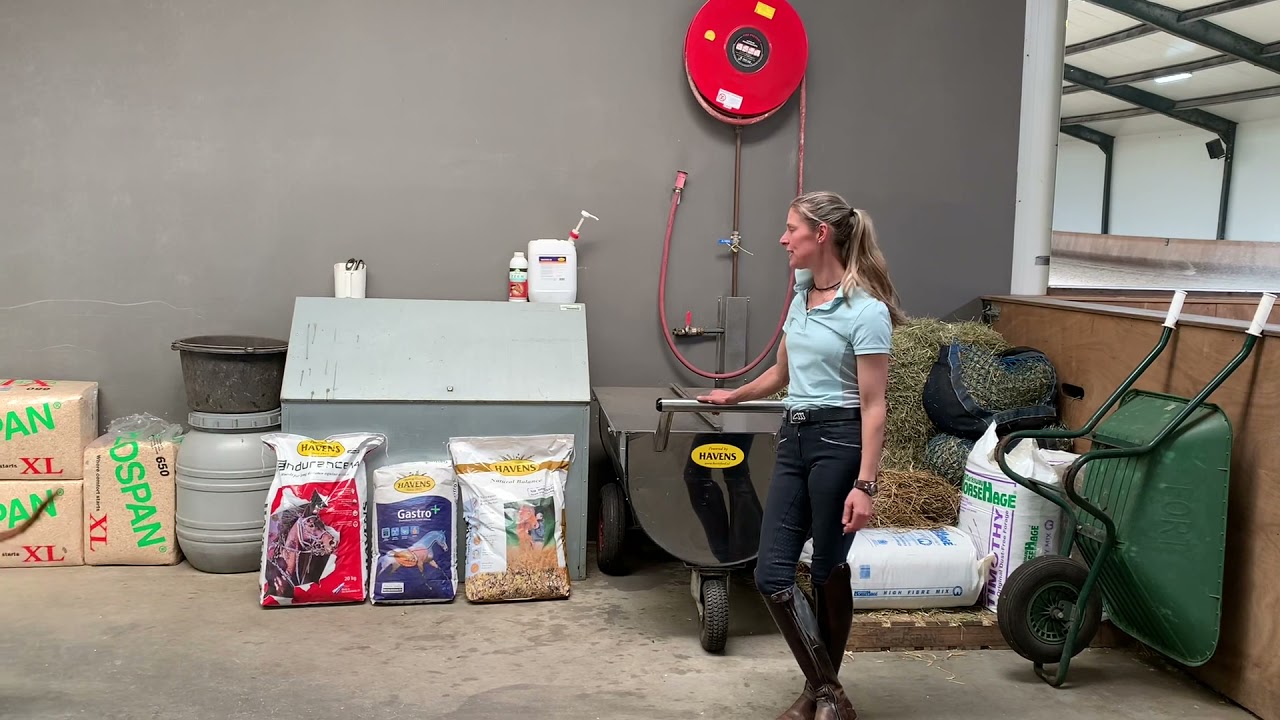 Voeren met Adelinde Cornelissen