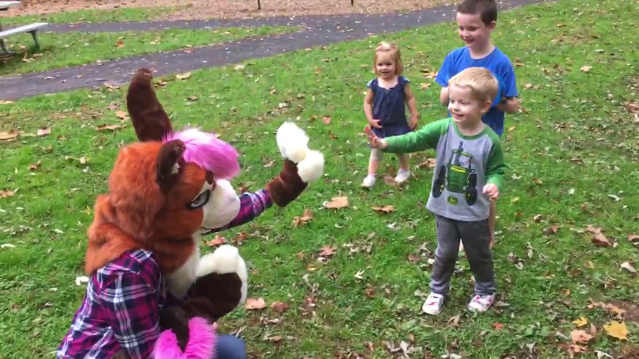 Fursuiting in Public for the First Time!