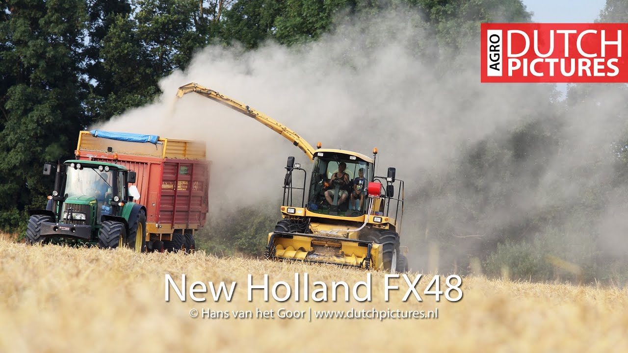 New Holland FX48 - Stro hakselen - Loonbedrijf Johan Frens - Chopping straw