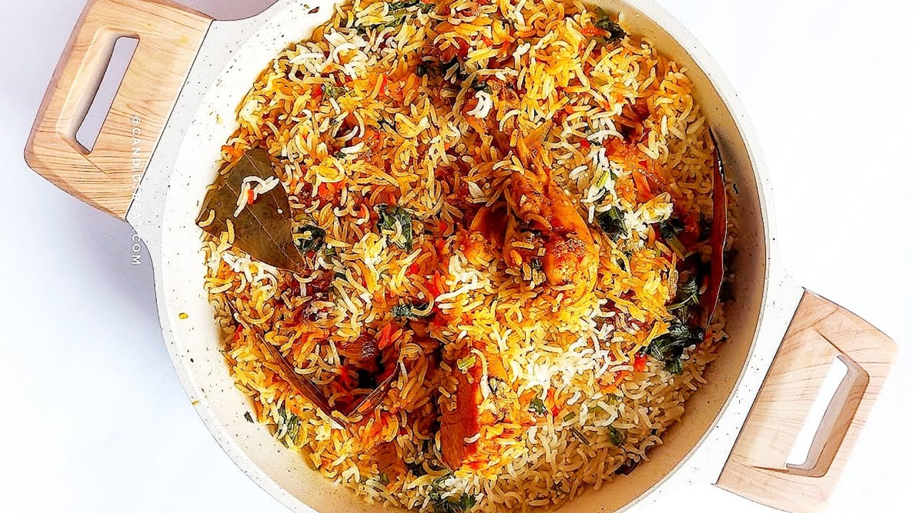 Ramzan Special Recipe Of Kacche Chicken Ki Masaledar Biriyani |