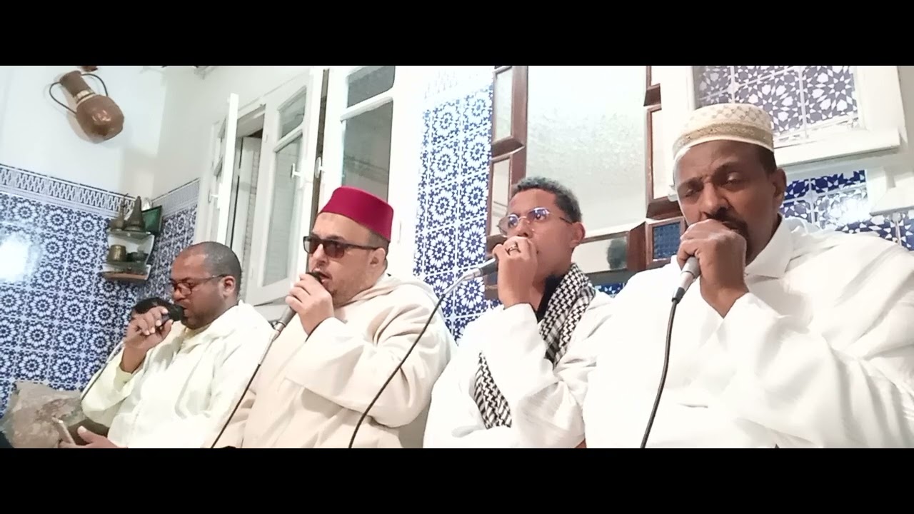 البردة (مهيلة )مع المنشد المانون حفظه الله تعالى