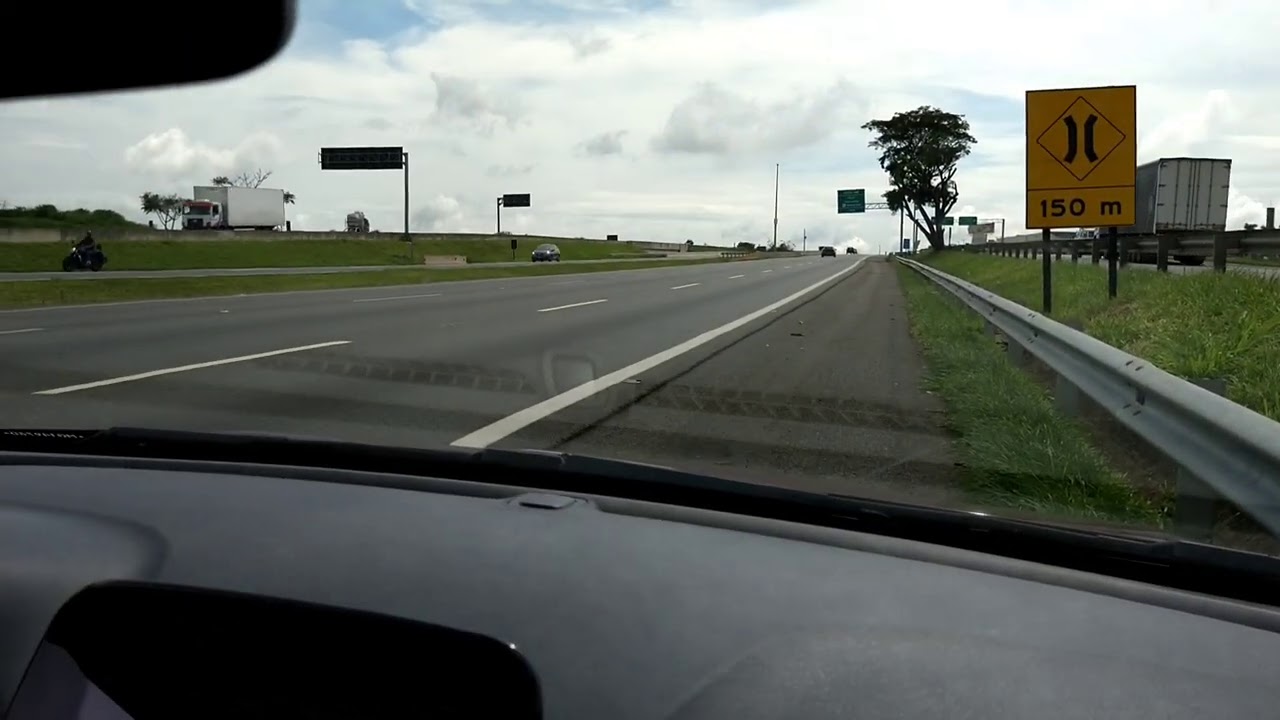 Aula de Como dirigir na Rodovia , ultrapassar Caminhão, se posicionar , acostamento e muito mais 😁🙏🏻