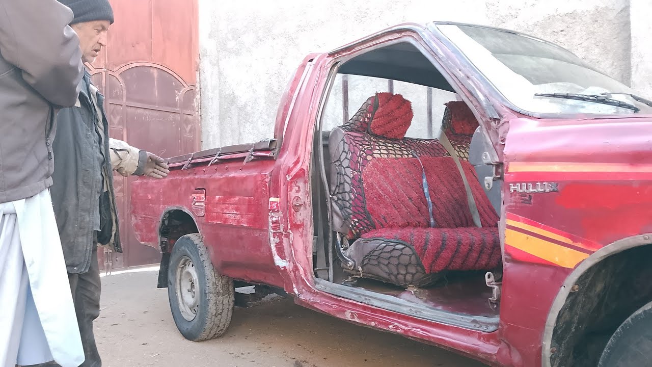 Everyone Said This Toyota Hilux Was Done… Fixing the Rear Pillar
