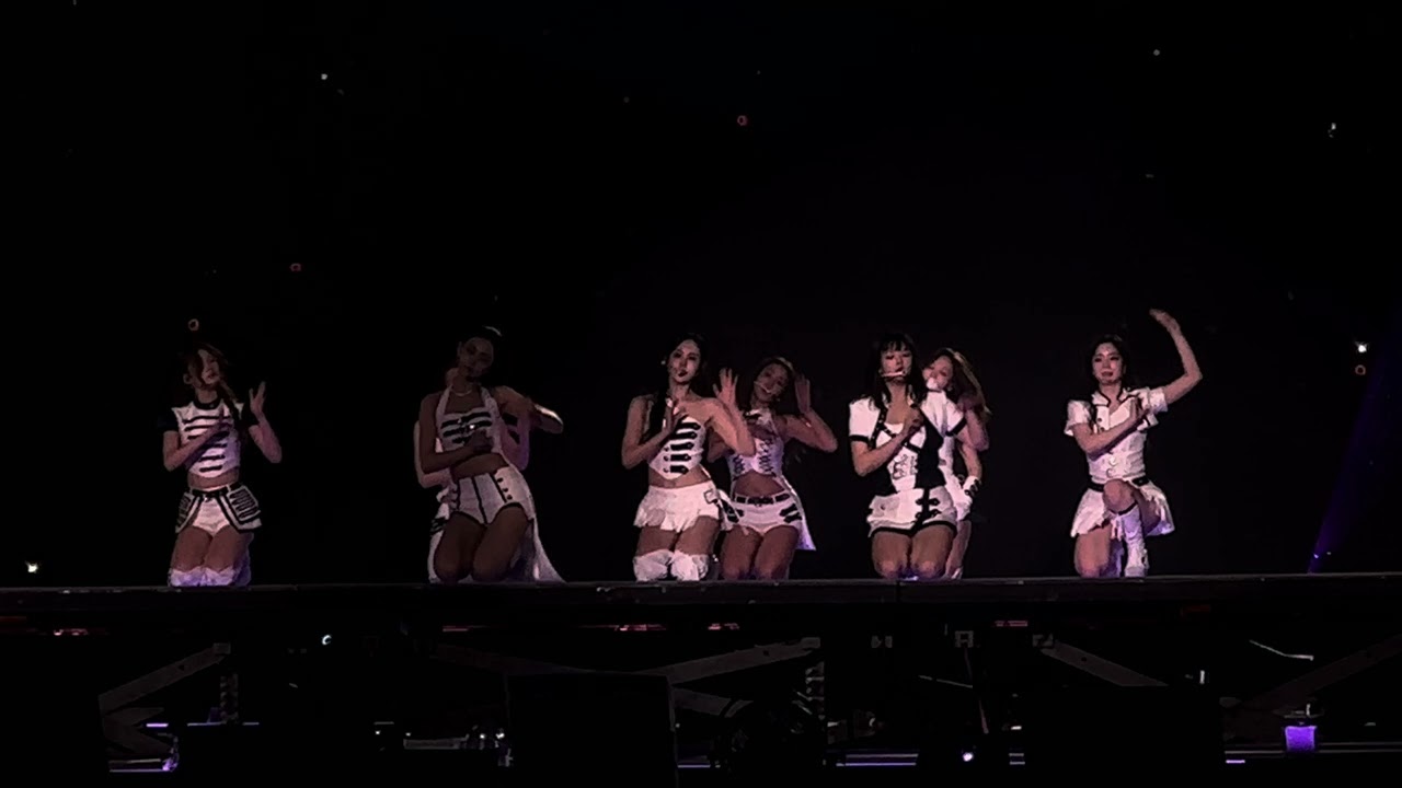 Twice I Can’t Stop Me Dance Live - This Is For Hong Kong Concert #Twice #트와이스 #Dance #Kpop