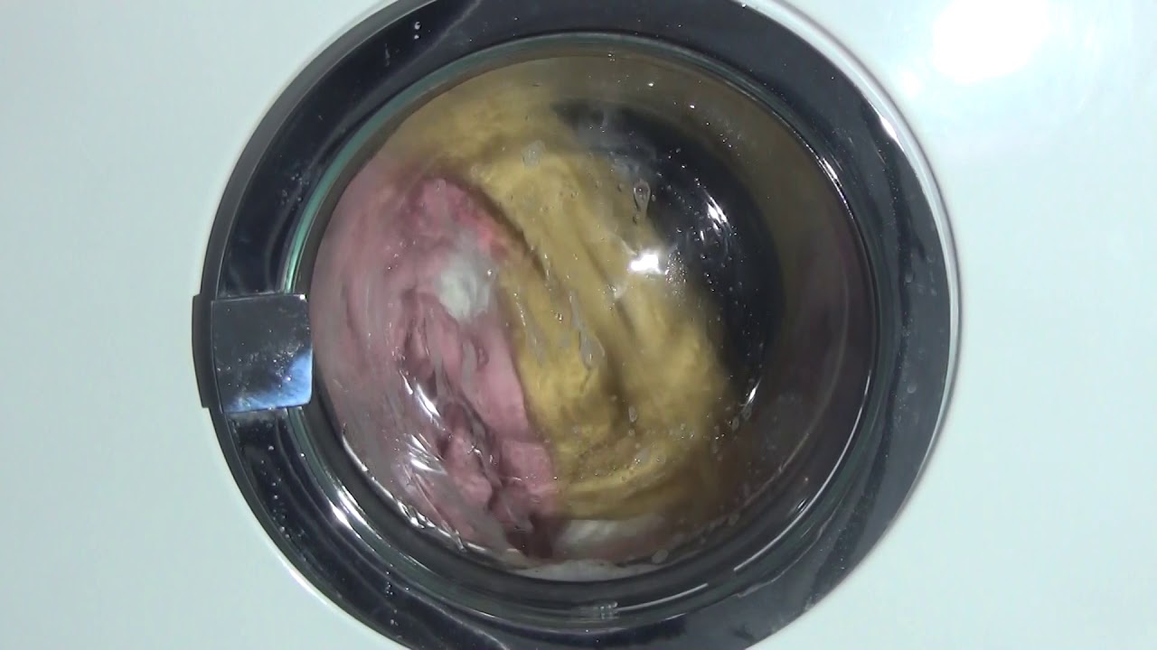 Review and demonstration of 1980's Phillips Electra washing machine.