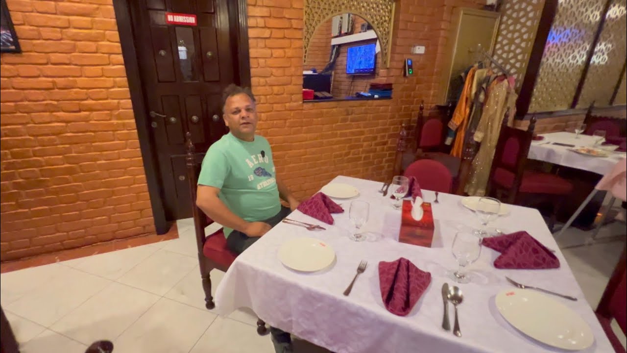 Dubai ka Sabse Royal Buffet? 🍽️ | Laal Qila Restaurant Dubai Review!