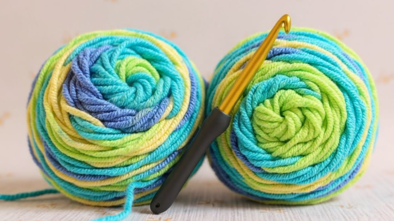 Everyone is asking how this crochet pattern is knitted!! The newest crochet stitch.