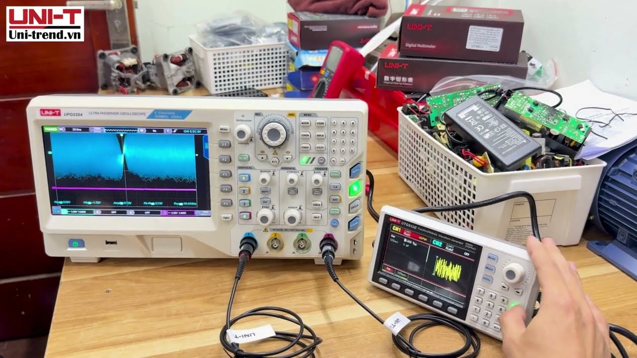 Test nhanh Máy hiện sóng số UNI-T UPO2204 (200 MHz, 2.0GSa/S, 4CH)