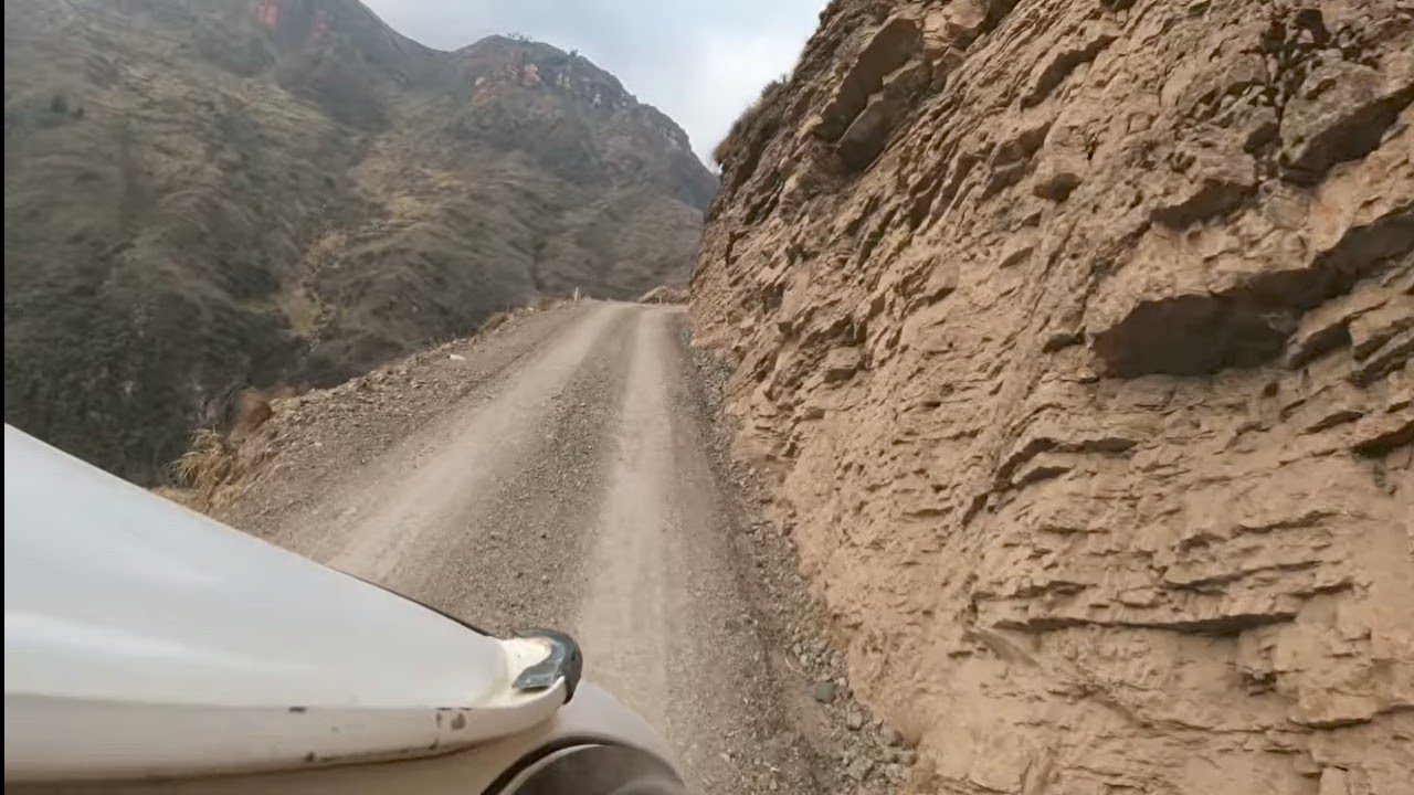 CARRETERA DE LA MUERTE en Ayopaya.