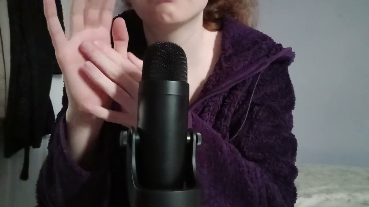 ASMR - Hand Sounds, Hand Movements & Mouth Sounds