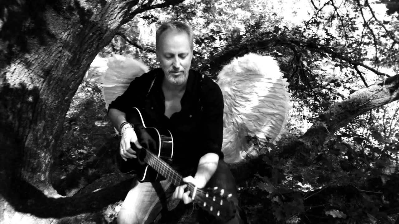 De Neus Omhoog - Rowwen Hèze & The Opposites