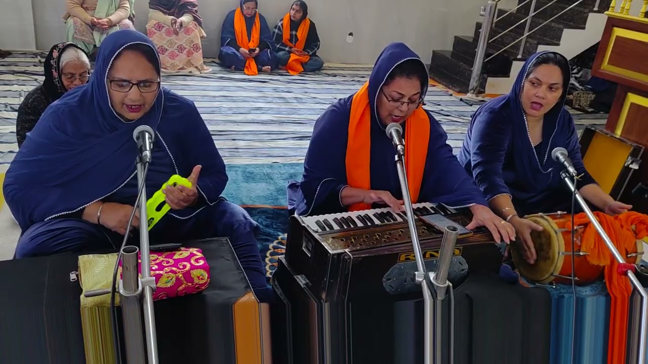 ਭਗਤ ਰਵਿਦਾਸ ਜੀ ਦੇ ਪ੍ਰਕਾਸ਼ ਦਿਹਾੜੇ ਦੇ ਸੰਬੰਧ ਵਿੱਚ ਬੀਬੀਆਂ ਦੇ ਵੱਖ ਵੱਖ ਜਥਿਆਂ ਵਲੋ ਕੀਰਤਨ #sridarbarsahib #gurb