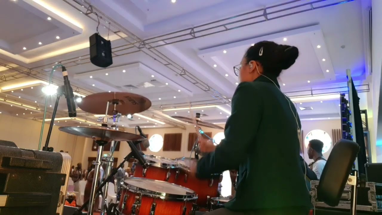 Haiye + In Jesus Name Vamp (Medley) | Drum Cover | Akinyi Orwa