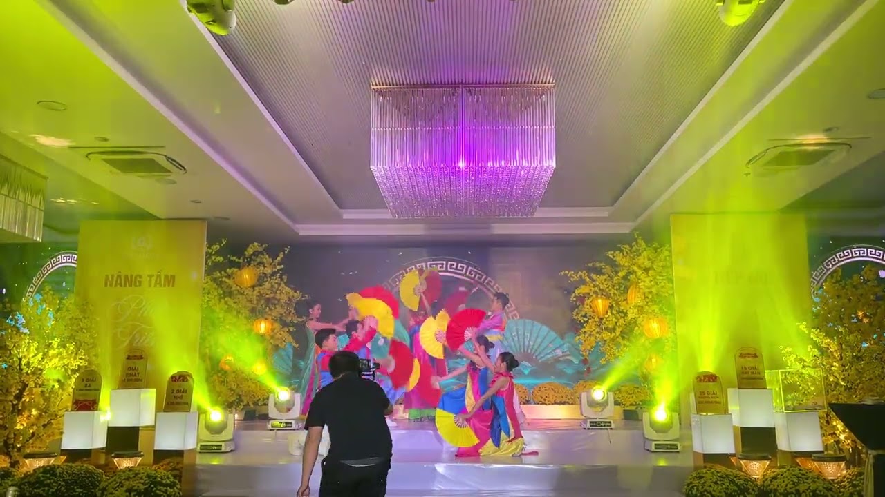 Vạn Sự Như Ý - The Wings