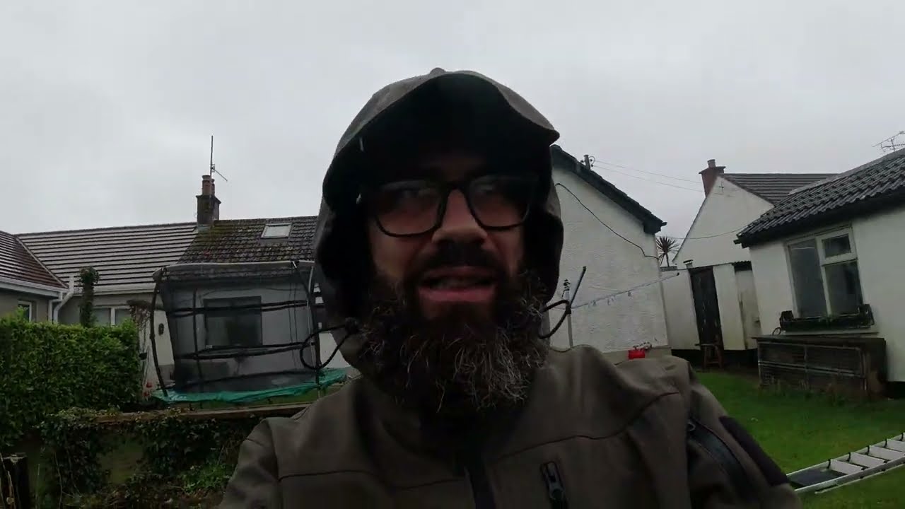 THE BÆRSKIN WATERPROOF SOFTSHELL JACKET - Really Boring Wet Weather Test