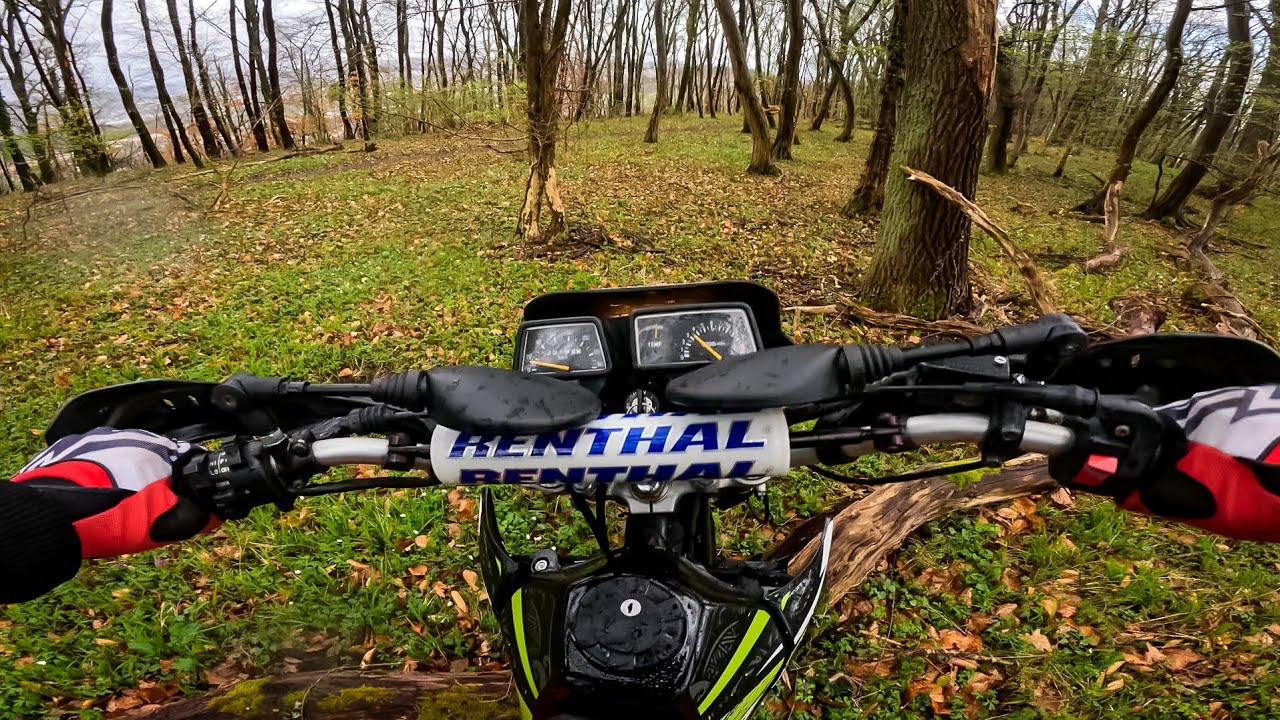 RAW || Yamaha DT 125 Offroad || Enduro in the Rain