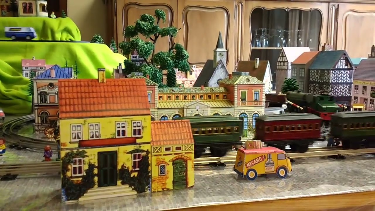 Tinplate Spur 0 + Papiermodelle = Spielanlage 2019
