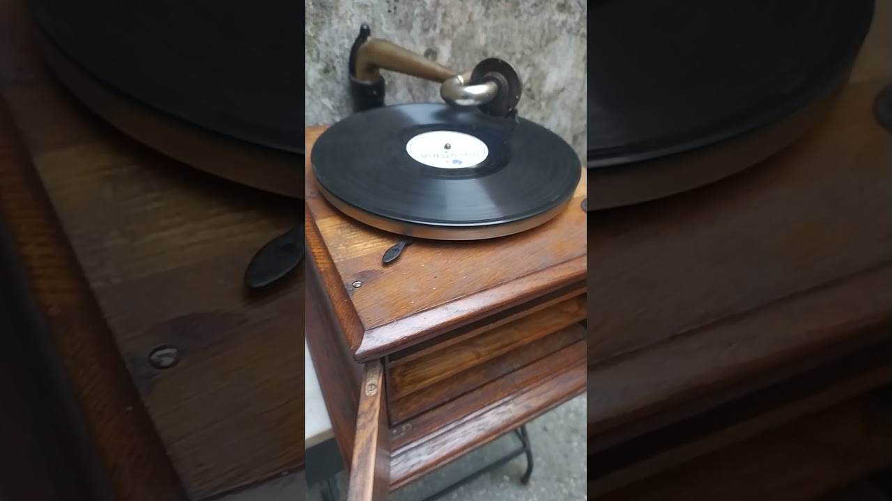 VICTROLA VV IV