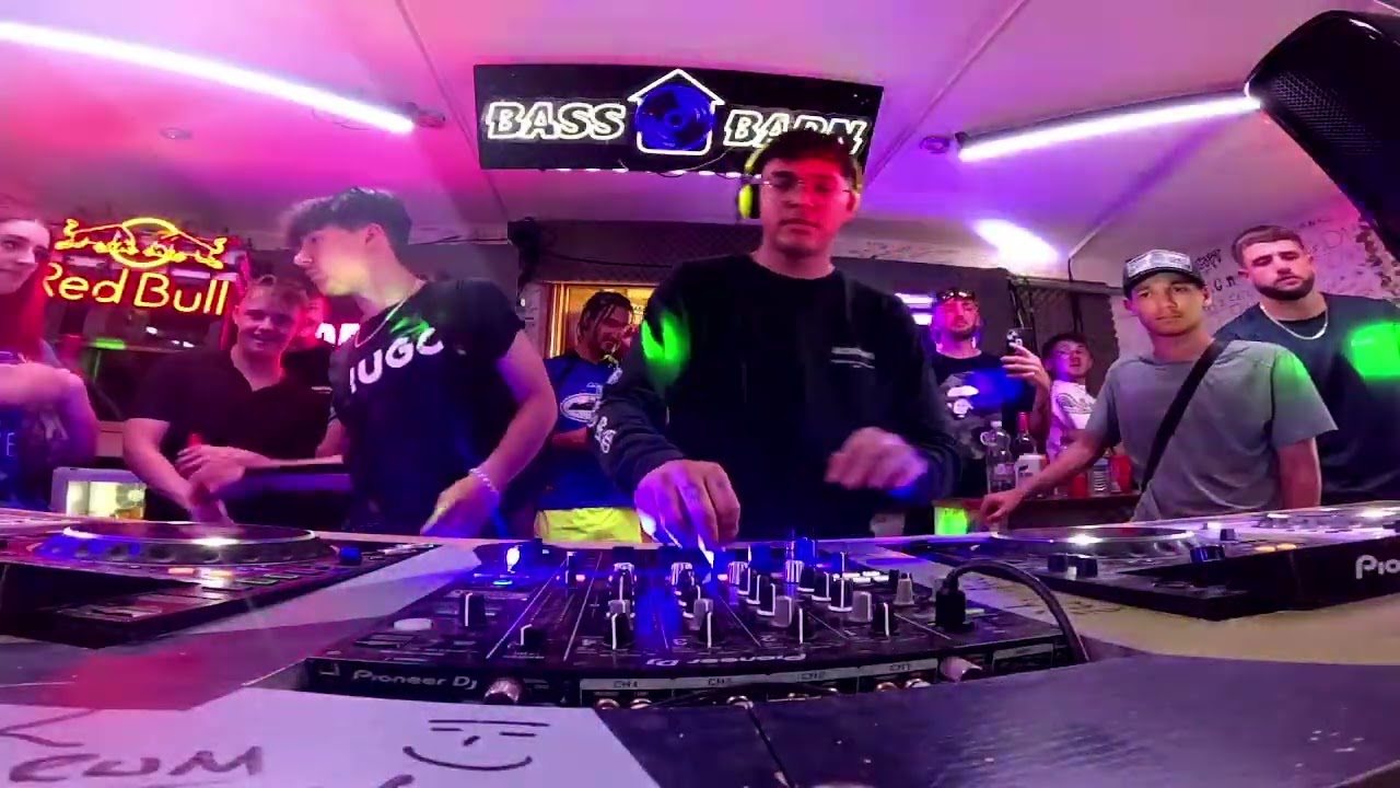 Латте с B-line @BassBarnStudio