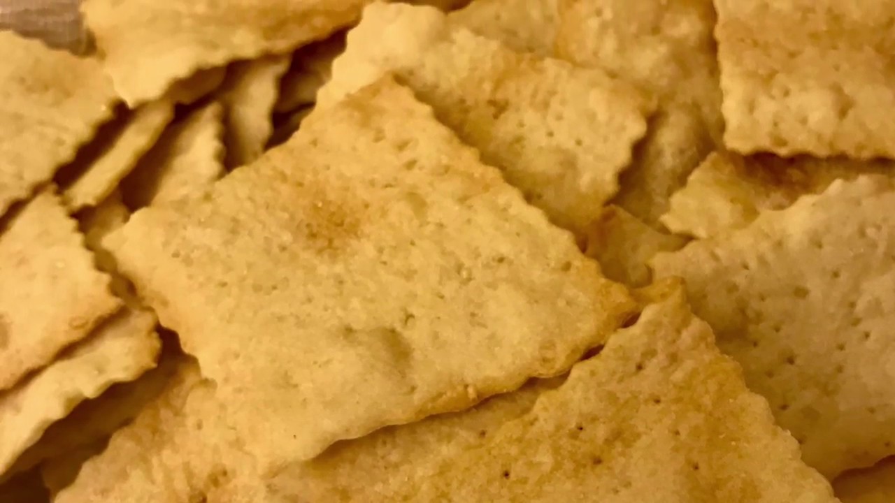 Video ricetta:crackers con esubero di pasta madre