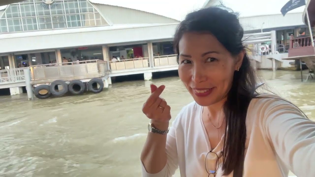 High Tide Experience on Chao Phraya River I Boat Ride in Bangkok Thailand