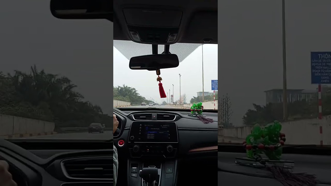 Kiểu tuyến đường Đại lộ Thăng Long kì lạ