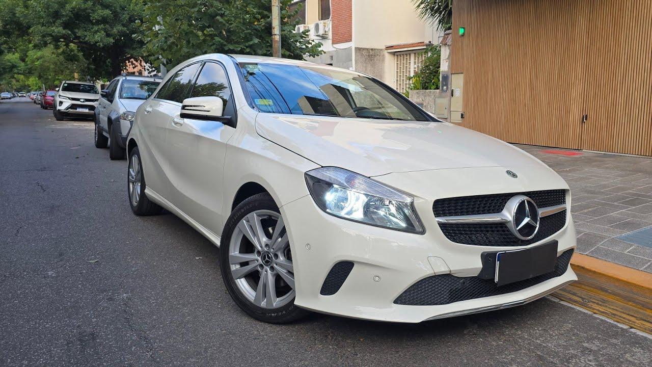 Dueño vende Mercedes Benz A200 Urban 1.6 AT 2017 38.000 kms. - Autos de Garage - 