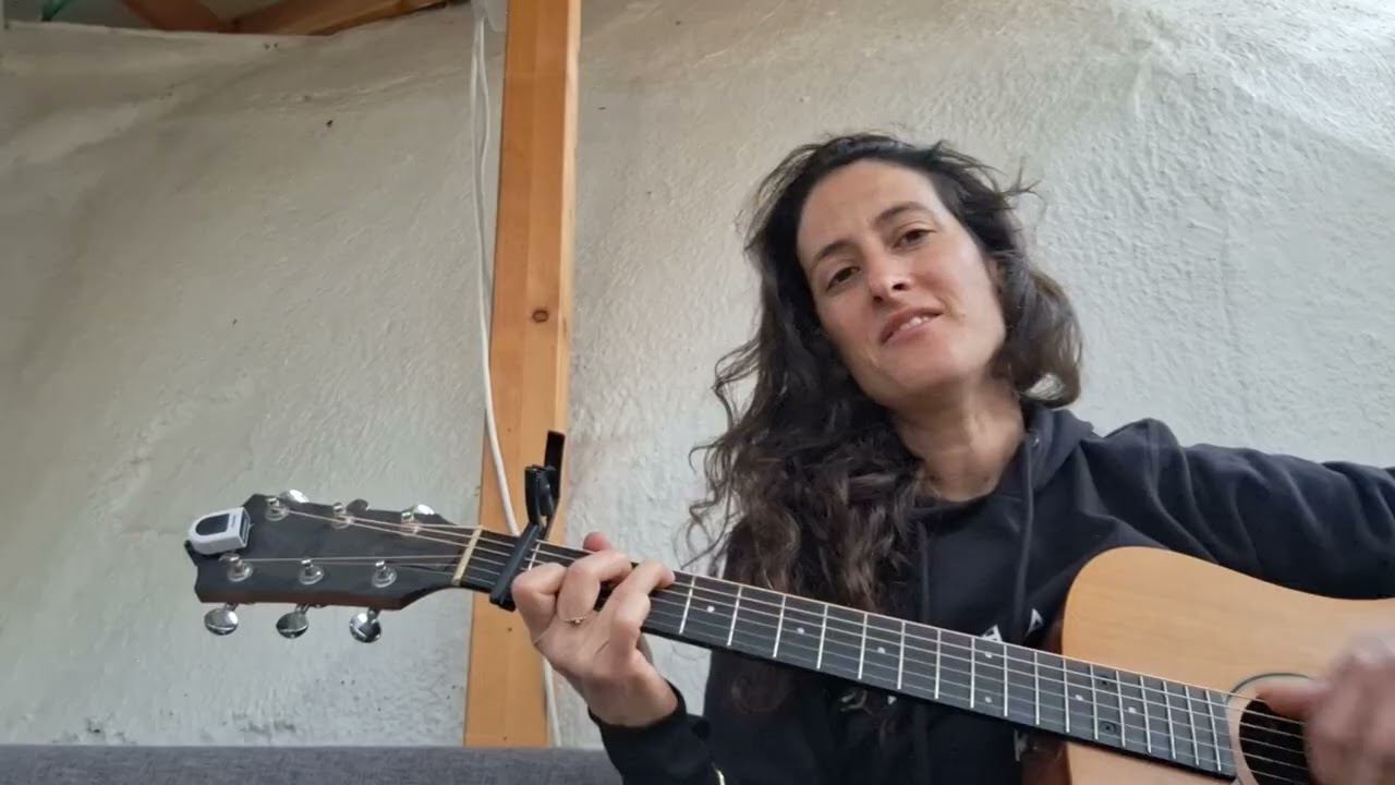 Under the water cover [original by  Brother Brown feat. Frank'ee]