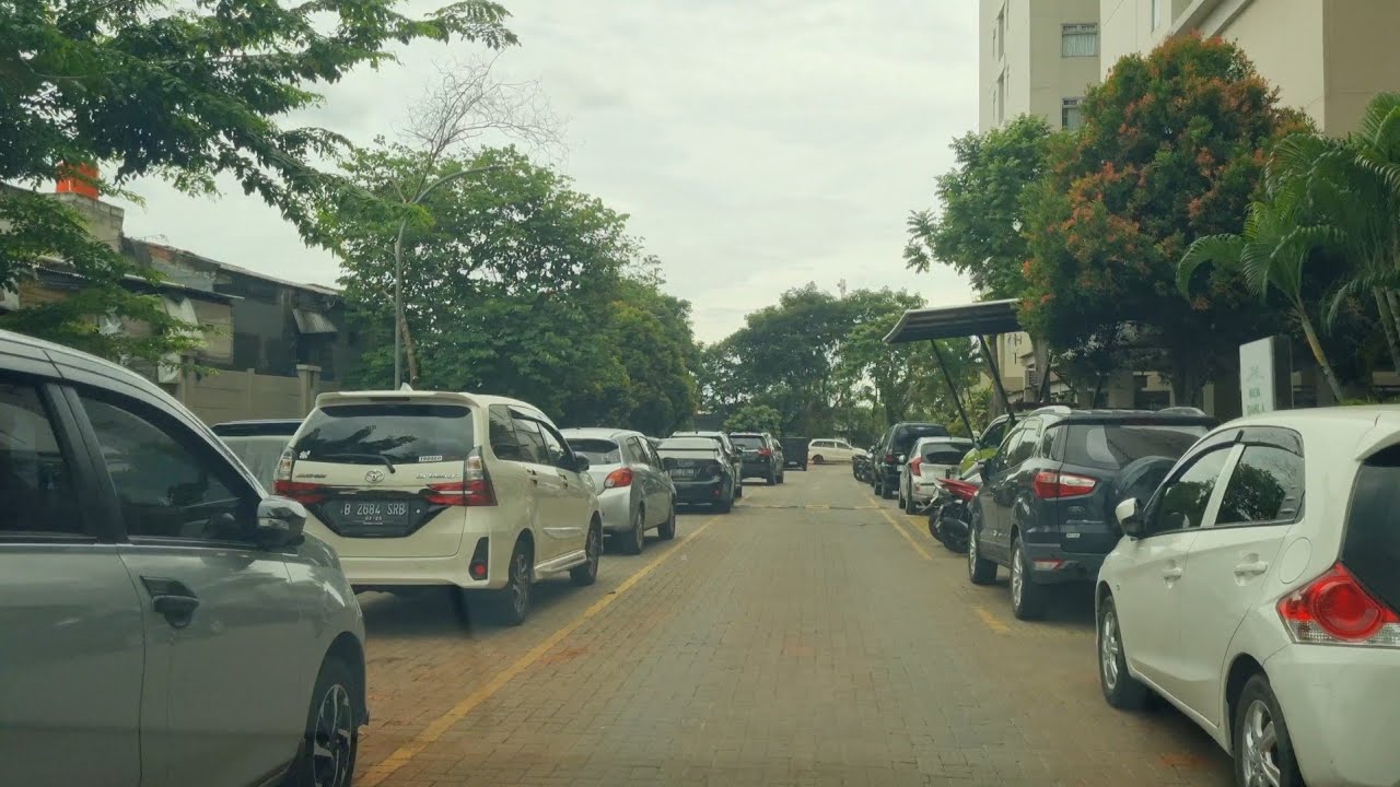 Tempat Parkir Apartemen Gading Nias Residences Kelapa Gading - 2024