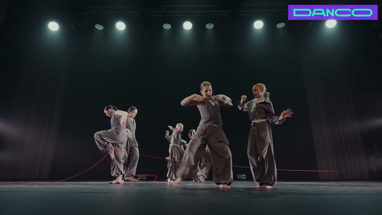 Dis-connection, Contemporary средняя гр., педагог-хореограф Диана Галюк
