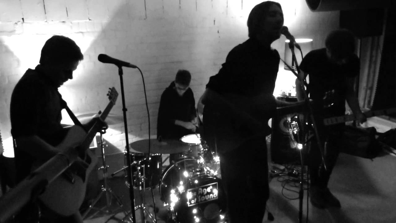 the Age of Sound - To The Moon (Official Video)