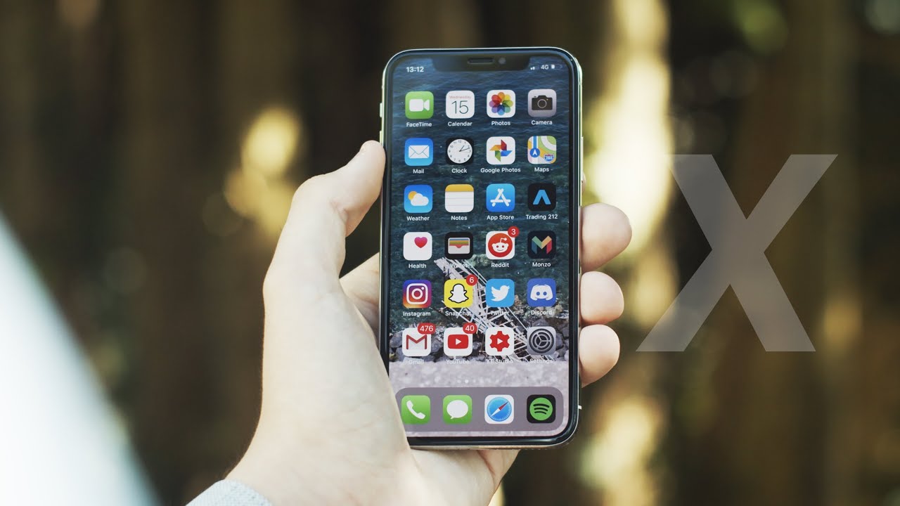 iPhone X Review - Still worth it in 2020?