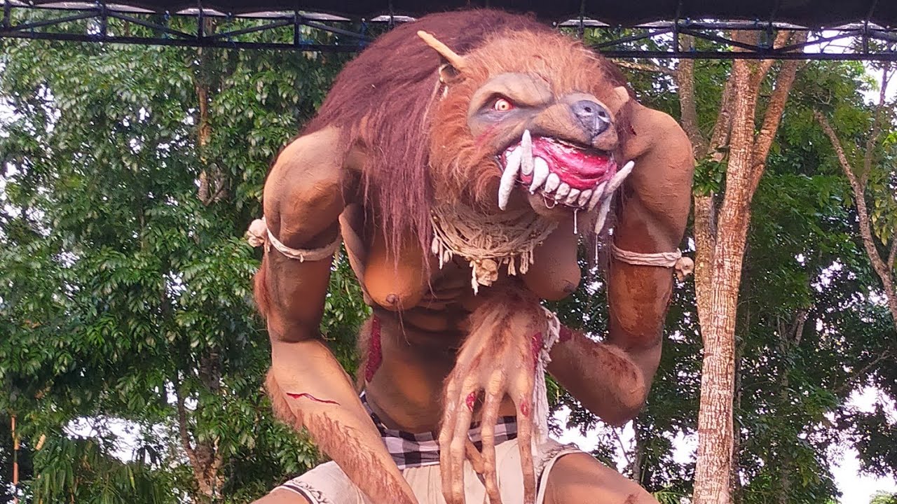Banjar bukti,,parade Ogoh Ogoh se desa yangapi