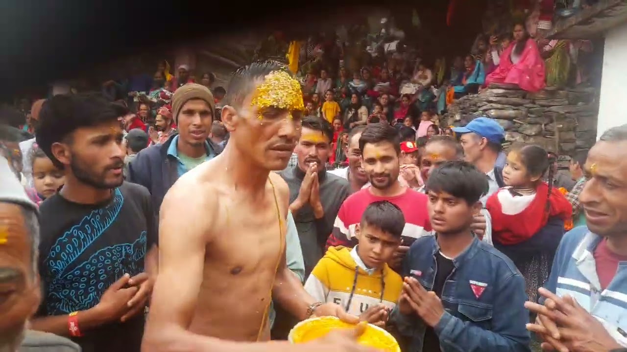 भगवान जाख मन्दिर जाल मल्ला में 2 गते को बैशाखी मेला .चैनल को subscribe करें. आशीर्वाद लें.15.04.2025