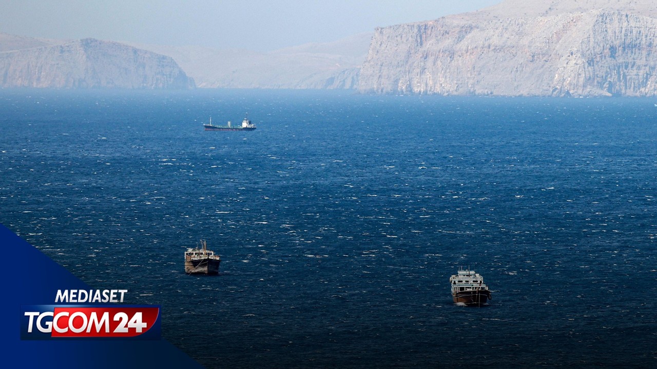 Guerra in Iran, oltre tremila tra petroliere e navi mercantili ferme a Hormuz