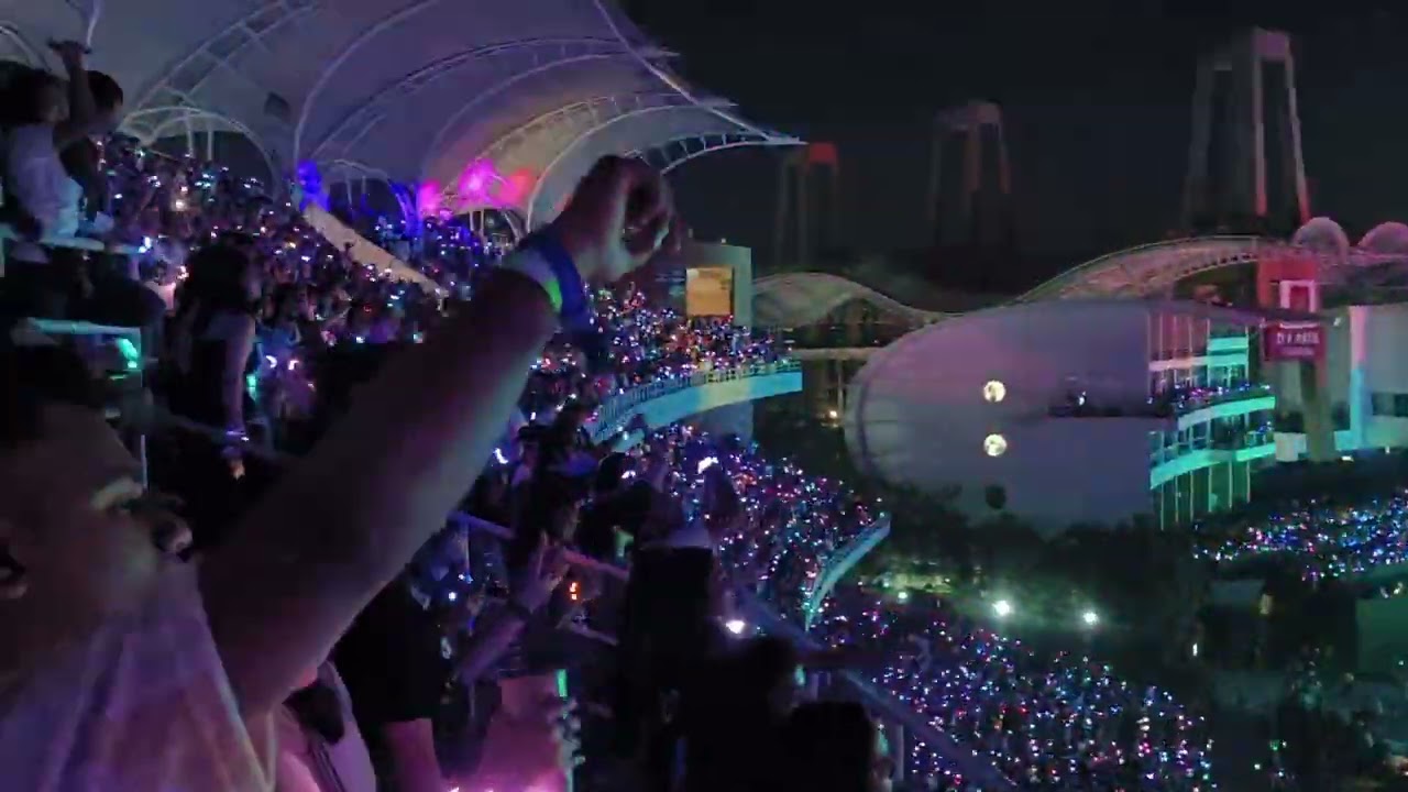 COLDPLAY 21st MUMBAI FULL INTRO