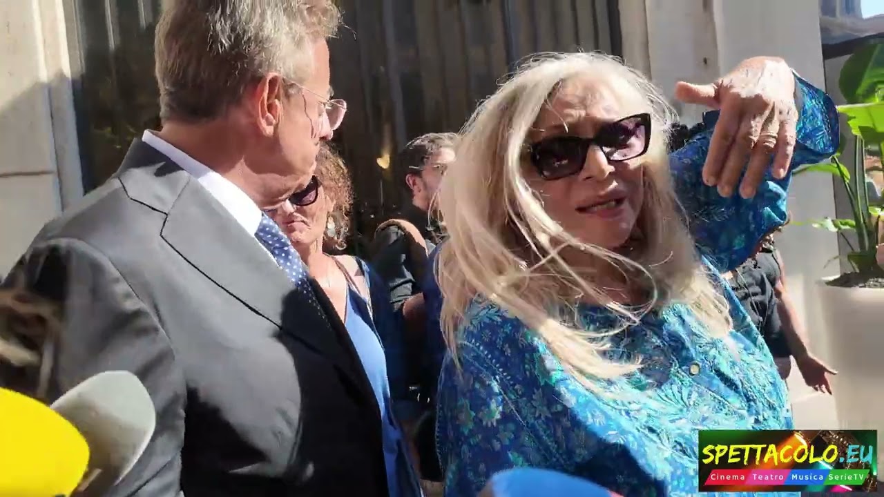 Pippo Baudo: Mara Venier e Katia Ricciarelli addolorate alla camera ardente
