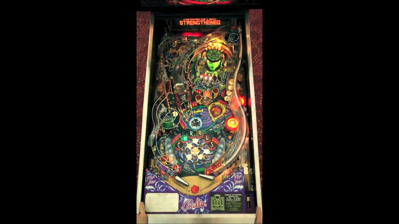 Cirqus Voltaire Pinball Gameplay