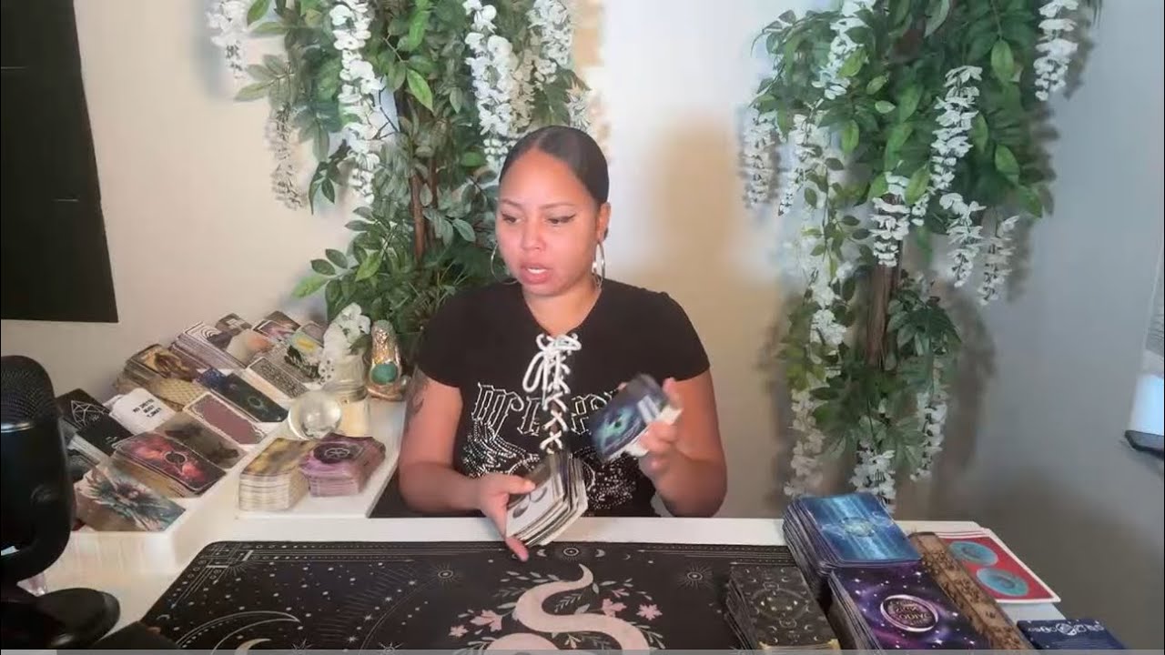 🧚🏽‍♀️Весы, вступая в новый этап своей жизни, они цепляются за вас! Решения, решения!