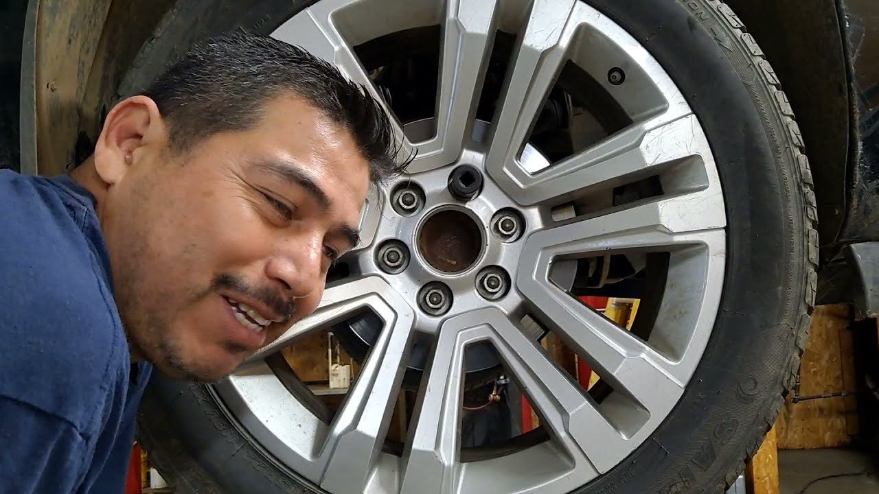 COMO CAMBIAR EL BALERO CHEVY SUBURBAN